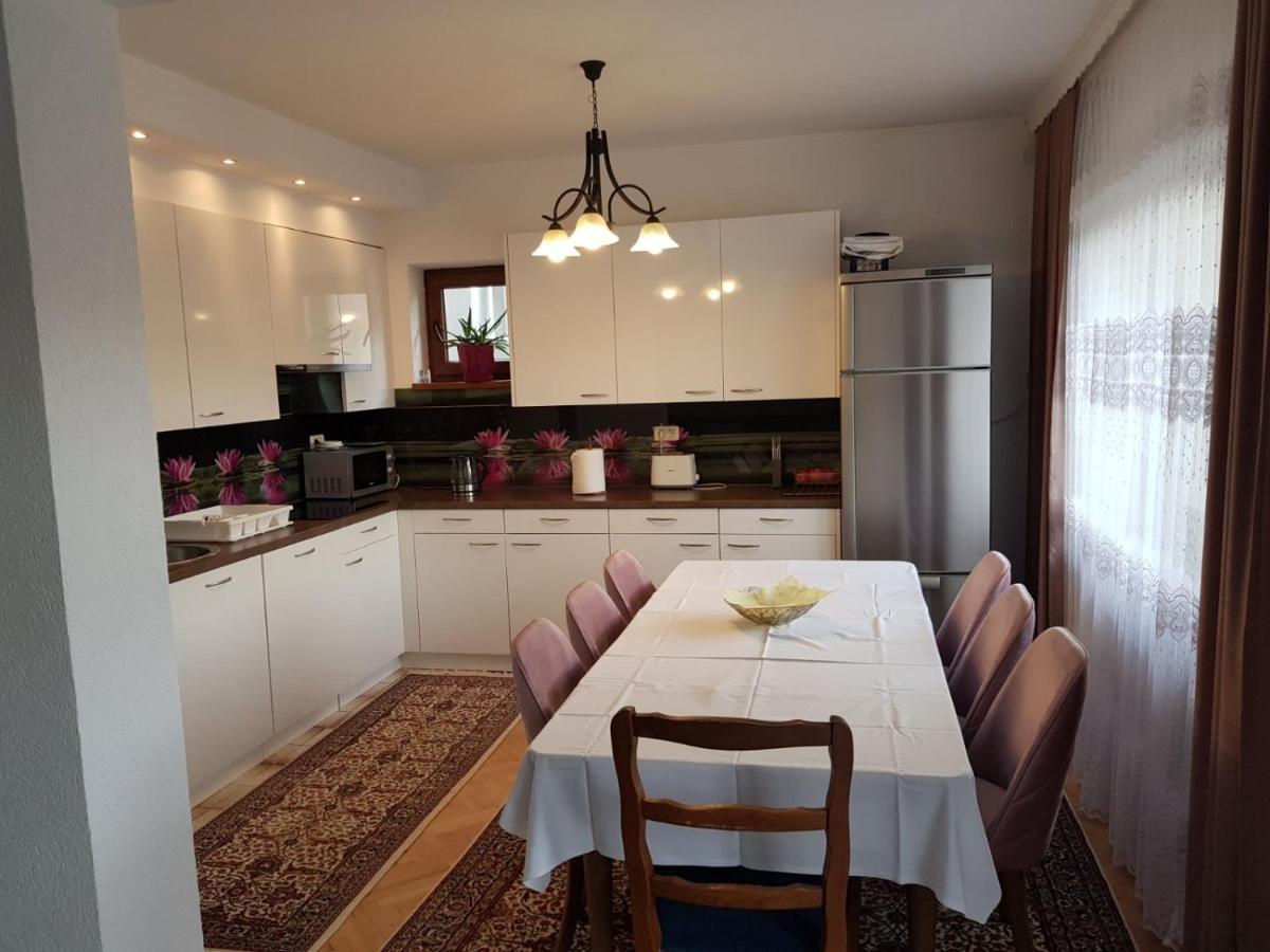 Visoko Homestay ภายนอก รูปภาพ